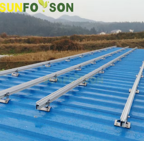 Anu-anong Opsyon sa Pag-mount ng Solar ang Angkop para sa Ground-Mounted na PV System?