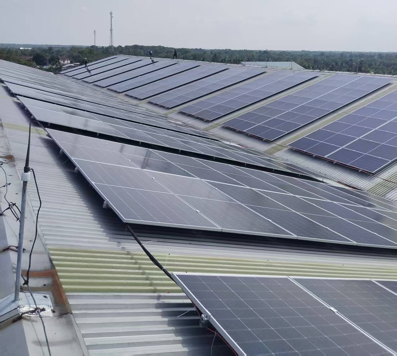830kW Tin Roof Mounting System in Indonesia