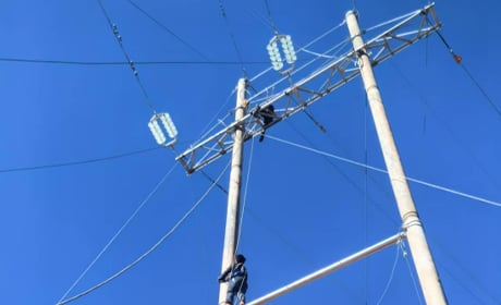 Daily inspection and maintenance of optical cable equipment