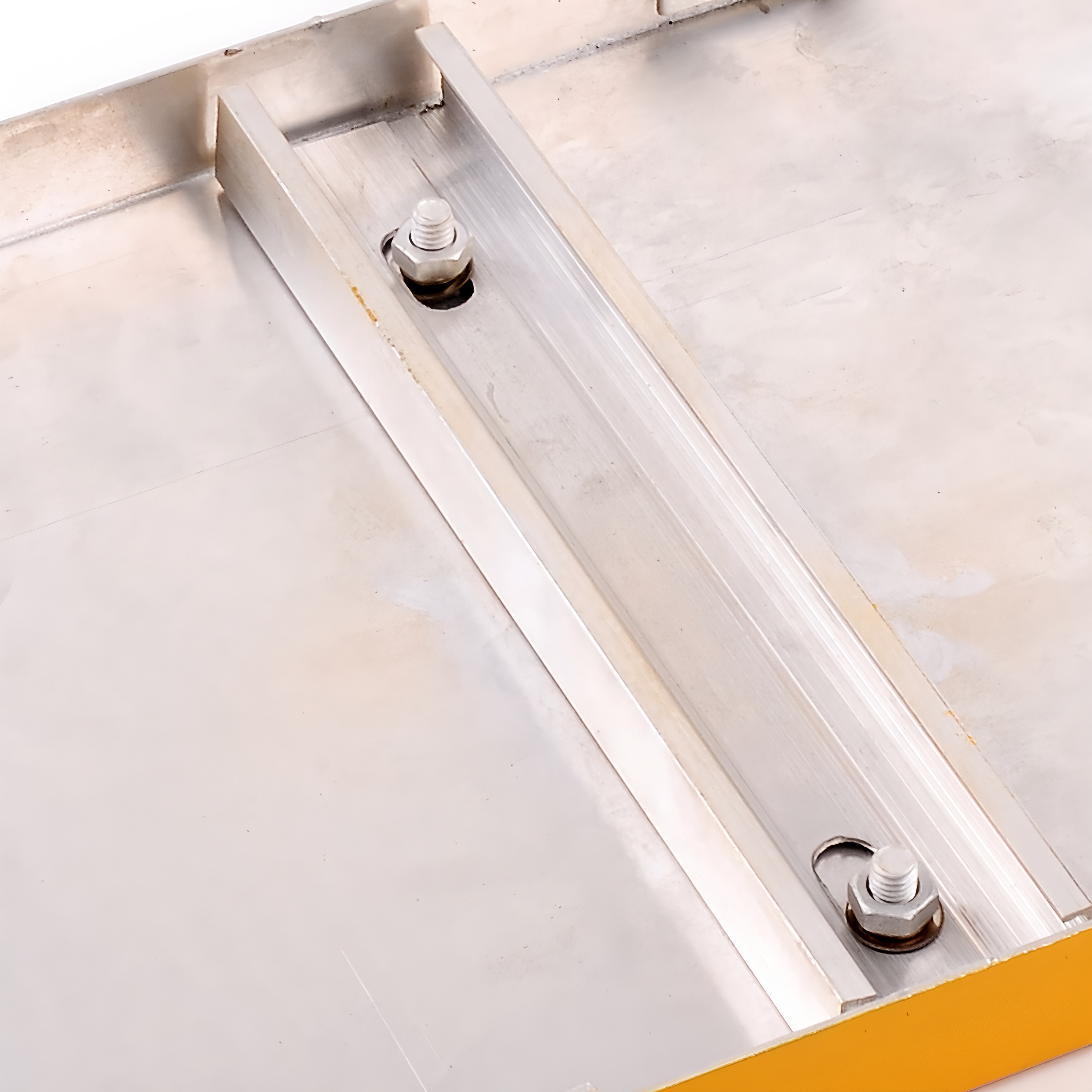 Secure-Fastening-System.jpg