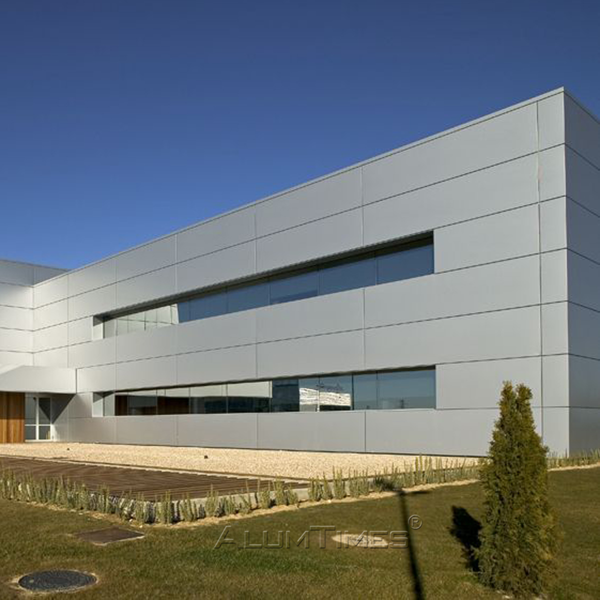 Fireproof PVDF/PE ACP Sheets for Facades | Golden River