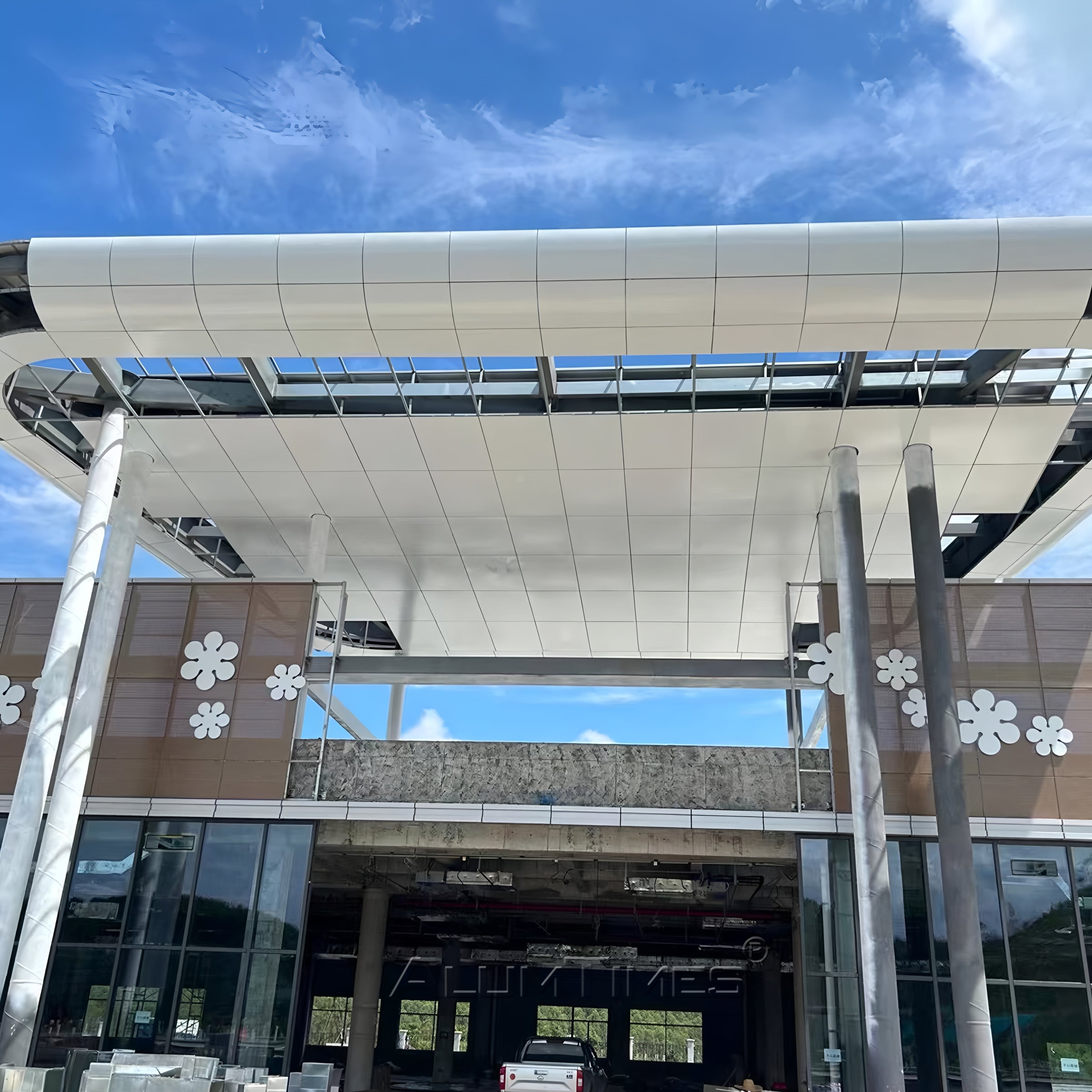 Customized Modern Facaed Design Aluminum Solid Panel
