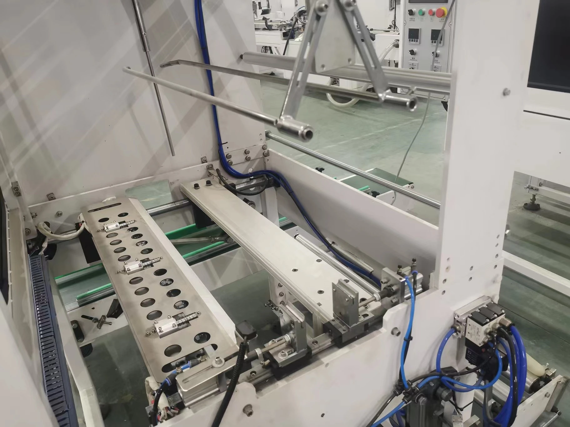 GCV-700 Vertical Drop Bag Packaging Machine