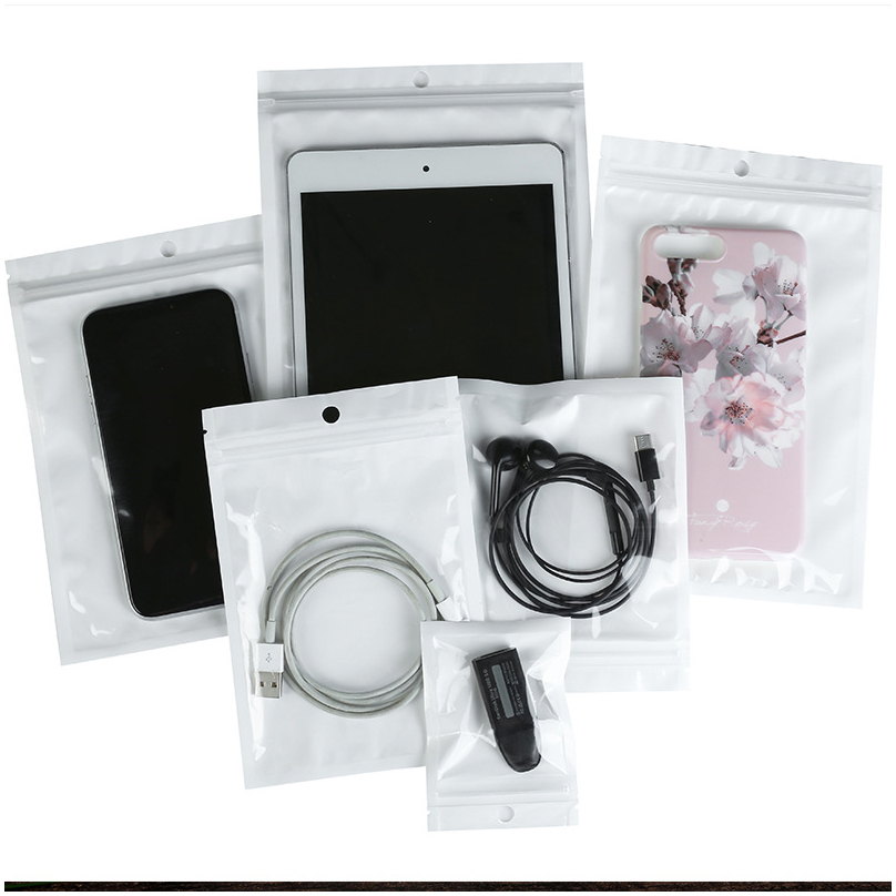 Self sealing bag