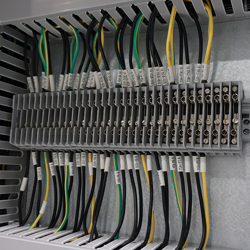 paralleling cabinet (32).jpg