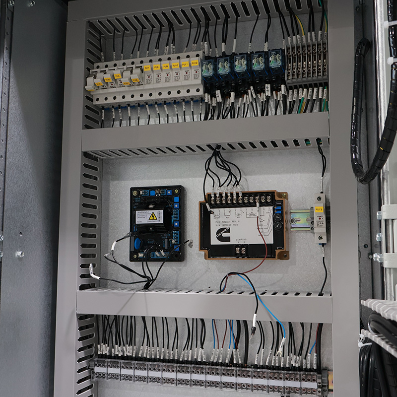 paralleling cabinet (36).jpg