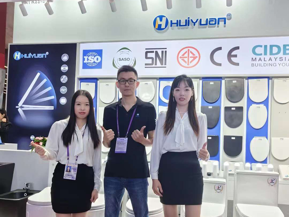 The 134th Canton Fair grandly kicked off. Huiyuan Company sincerely invites you to share the business opportunities with its high-quality products