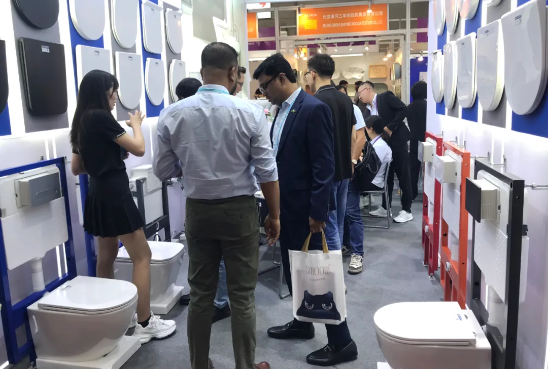 exhibition news huiyuan sanitary ware makes a dazzling appearance at the 137th canton fair inviting friends from all over the world to witness its quality-3