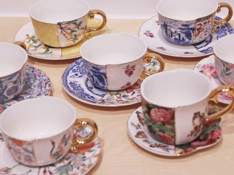 Como Canecas de Café Vintage Adicionam Nostalgia aos Rituais Diários de Café