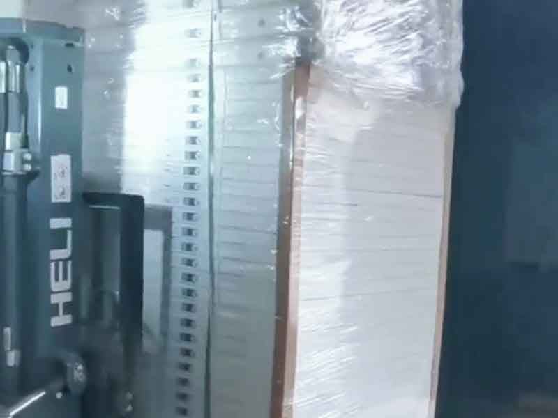 Comment charger une porte métallique ignifuge UL