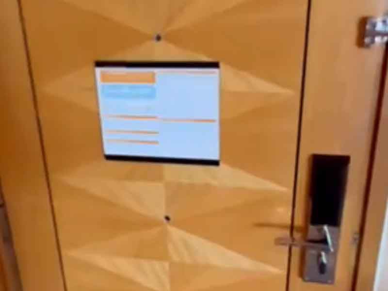 the display of wooden door