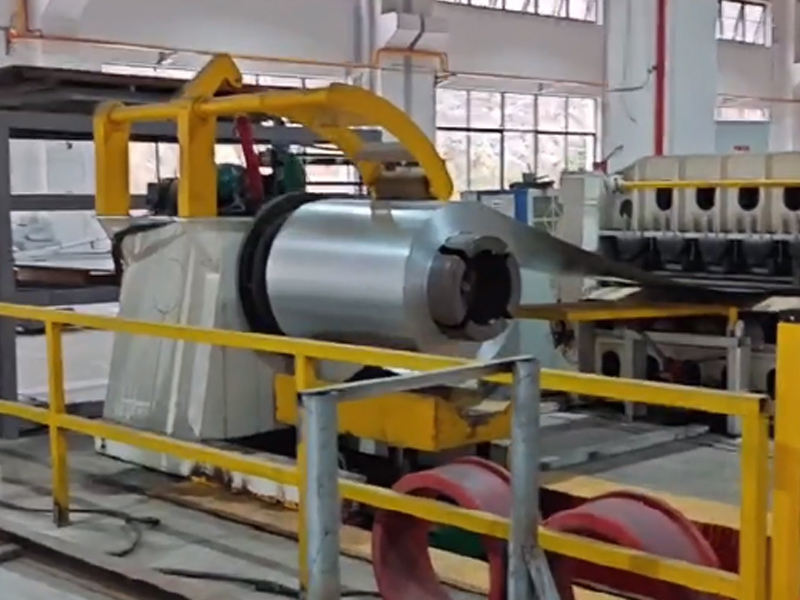 Como encontrar um fabricante confiável de porta de metal oco com máquina laser automática na China