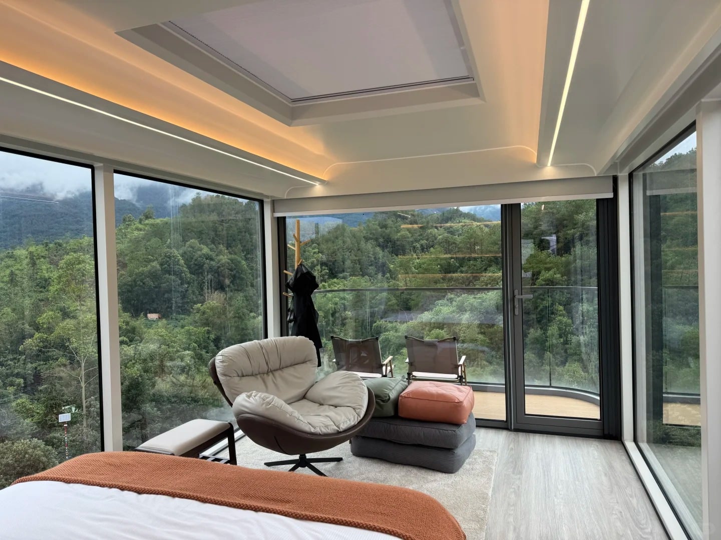 Case Study Sapce Capsule House Elevates Vacation Rentals in Scenic Queenstown