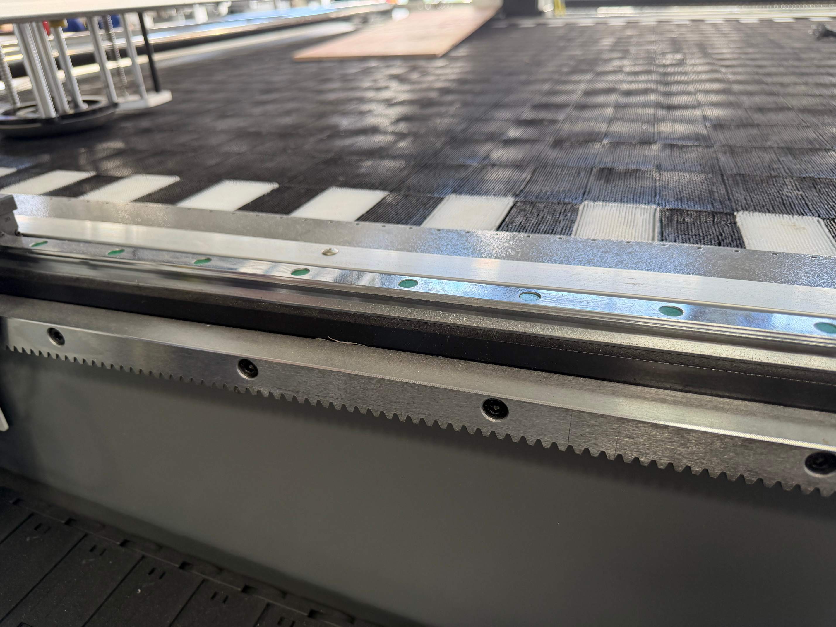 German helical gear transmission system precision cutting