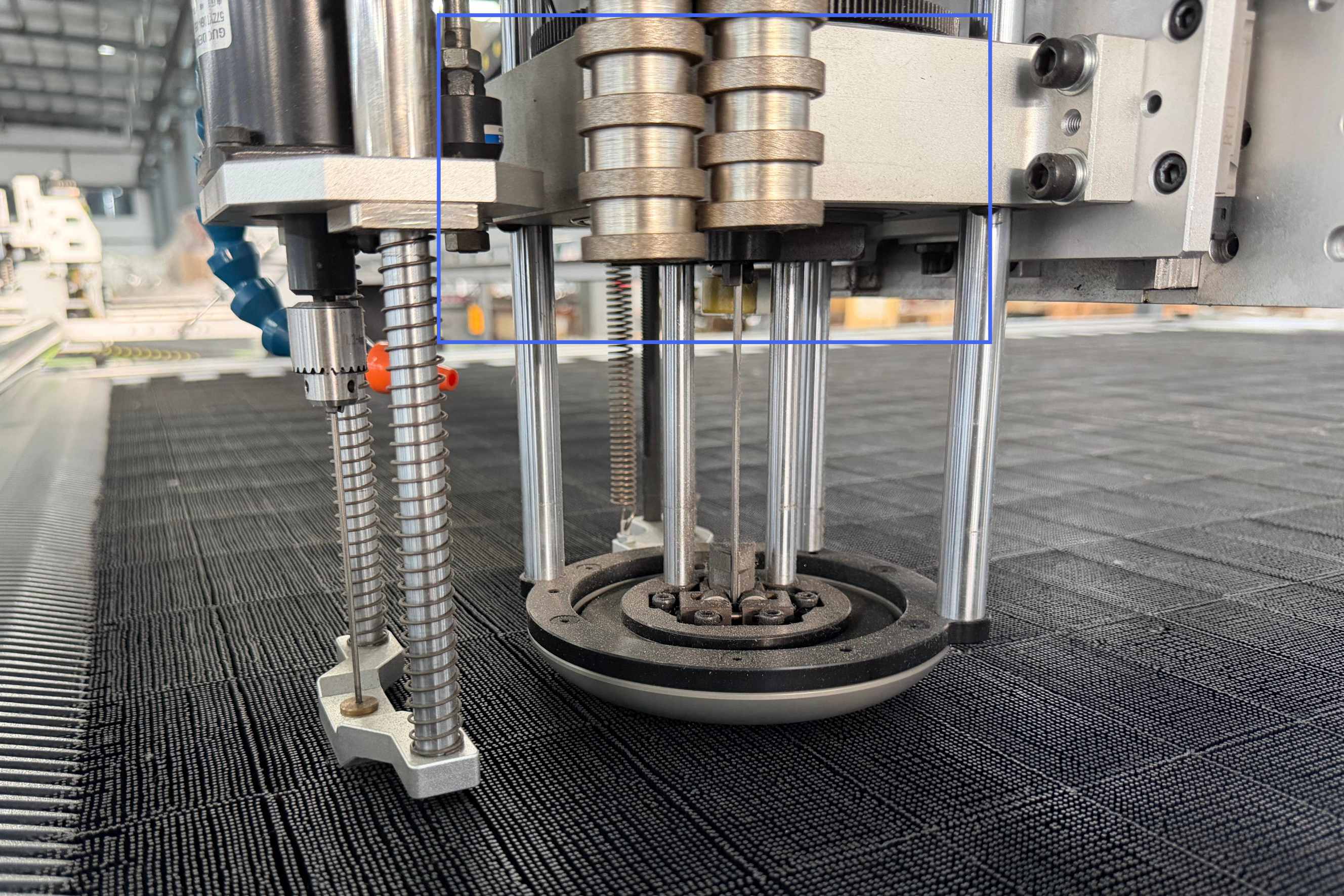 Automatic dual-gear knife sharpening system efficiency