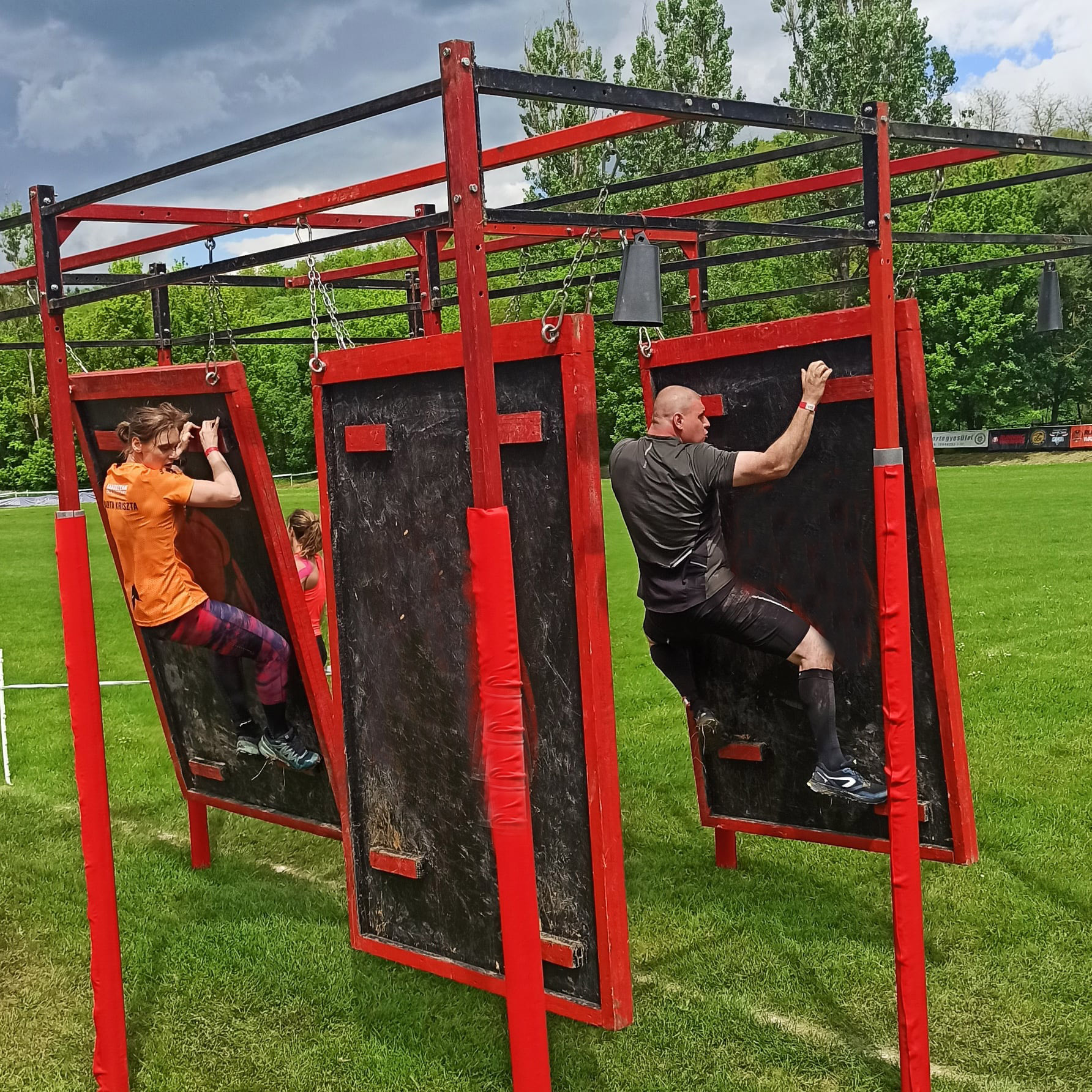 Big climbing wall supplier