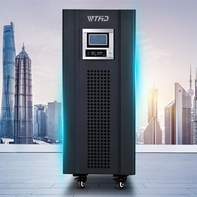 أنظمة UPS المُفسَّرة: الأنواع والمزايا والفوائد