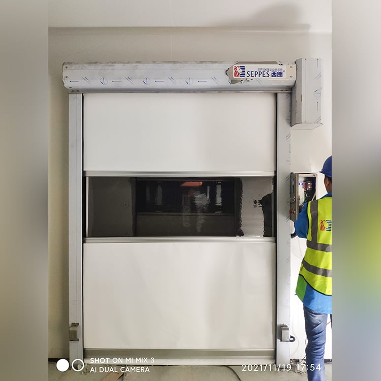 How Rubber Roll Up Doors Enhance Security for Your Business Premises