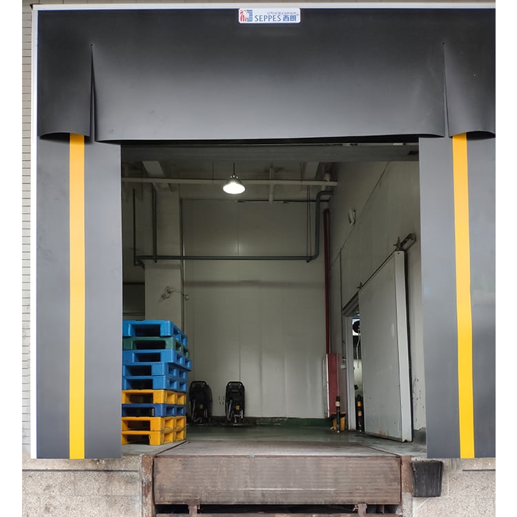 Forbedr ind- og udløsnings-tiderne med truck dock shelters