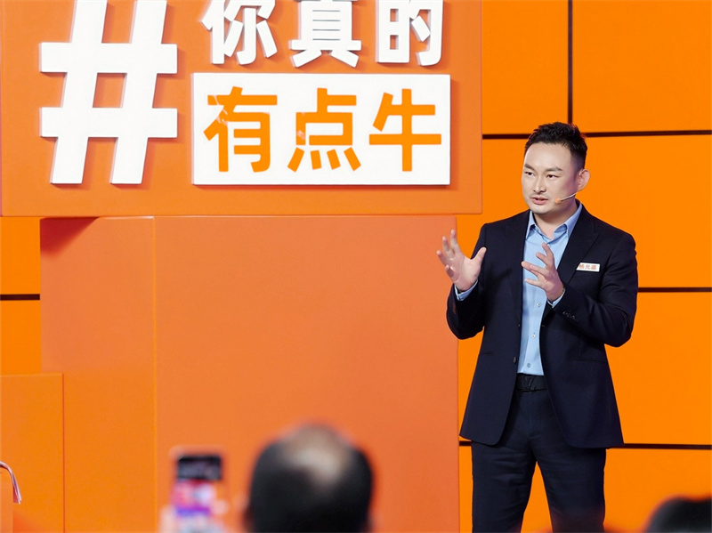 Yang Yuanjia frá SEPPES Doors vann Alibaba.com True Niu-verðlaunin í efsta tíundalíkanum þegar heimsvís strategía hans fyrir skynsamlega alþjóðlegan vexti með rætur í Kína fann sér hljóð.