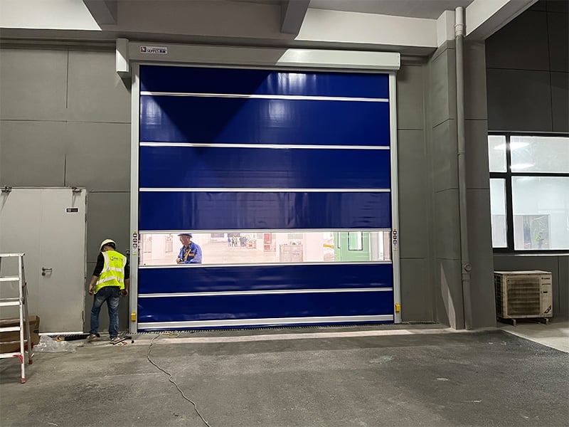 Comment les portes rapides pour lavage auto améliorent l'efficacité opérationnelle