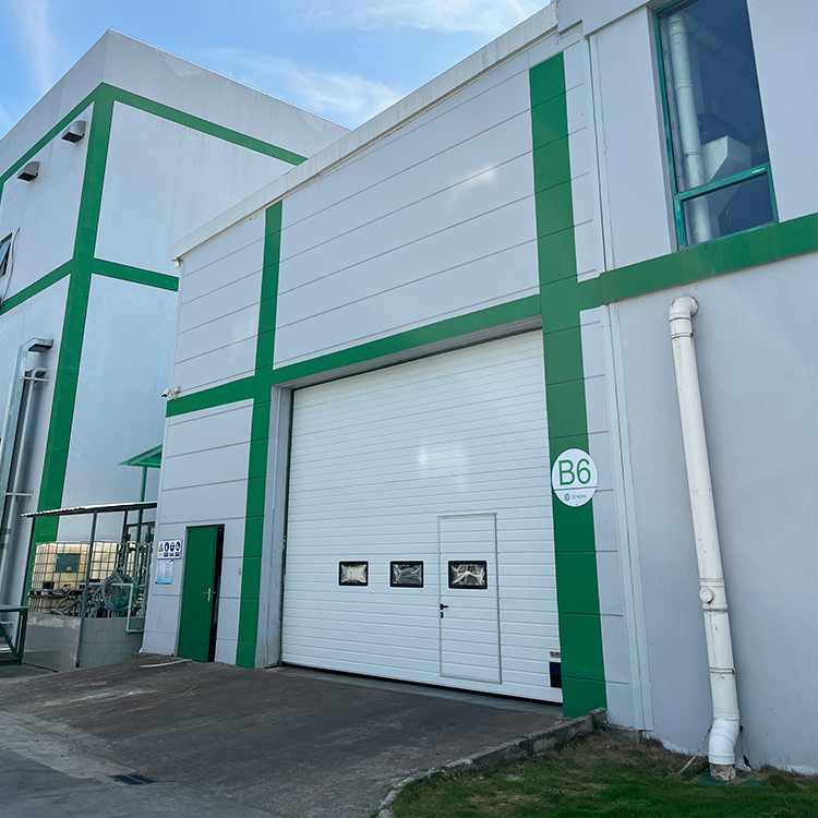 Common Usage Issues with Sectional Panel Lift Garage Doors and Solutions