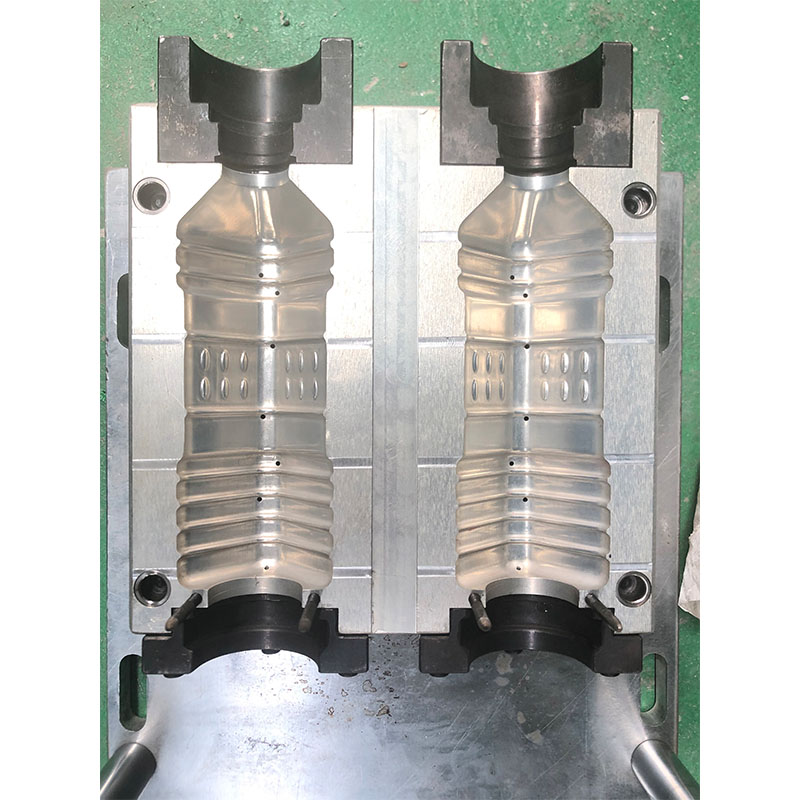 The Environmental Impact of Plastic Blow Moulding