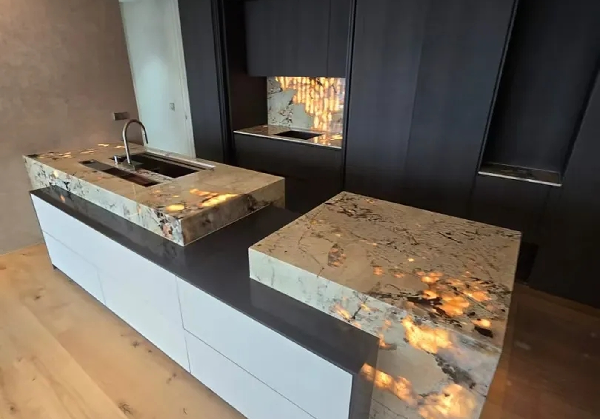 Patagonia Quartzite Stone Slab for wall cladding flooring and luxury stone projects