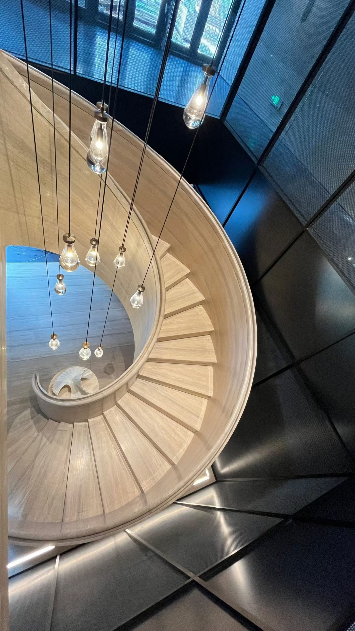 Silver Travertine staircase sheet for luxury villa stairs