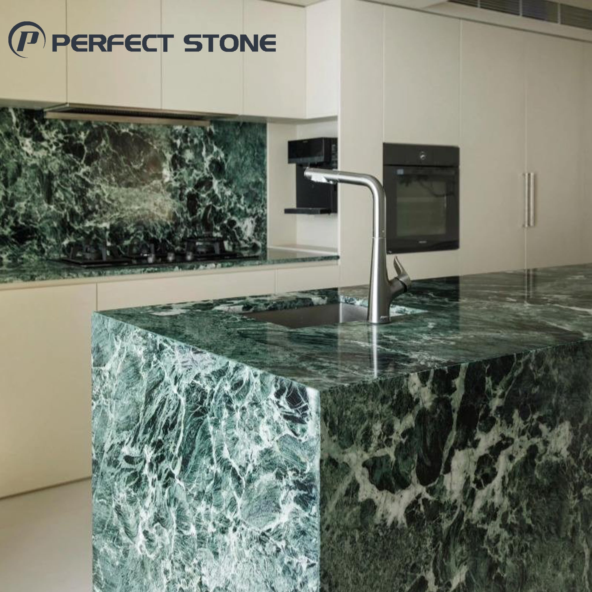 PerfectStone, insulă de bucătărie din marmură verde 100% naturală, pentru proiecte de lux destinate vilelor și hotelurilor