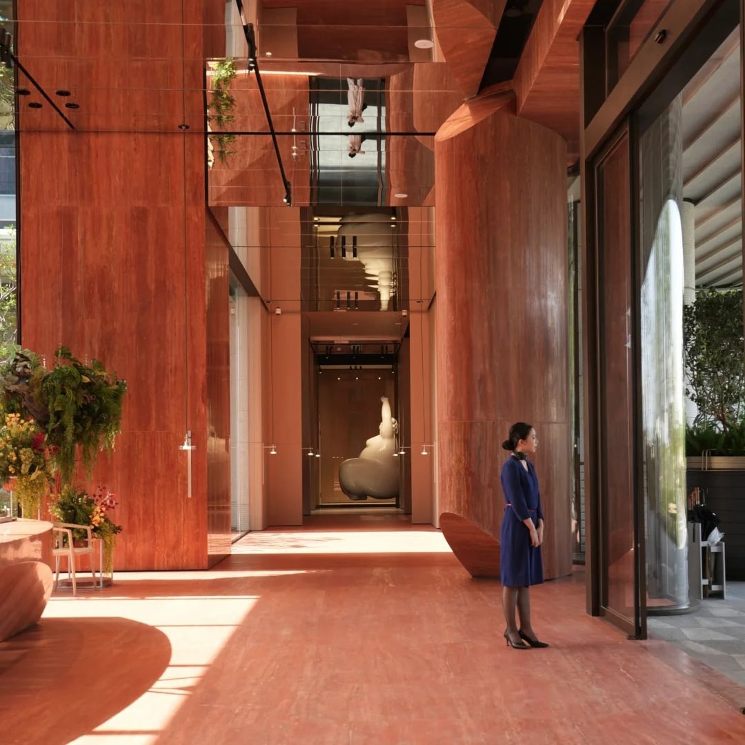Red Travertine wall cladding and flooring application