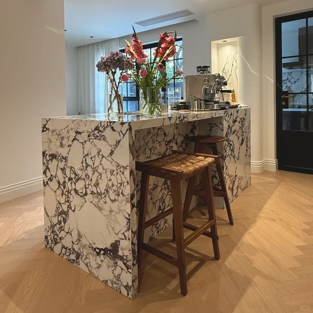 Italian Calacatta Viola marble slab for customized bench top