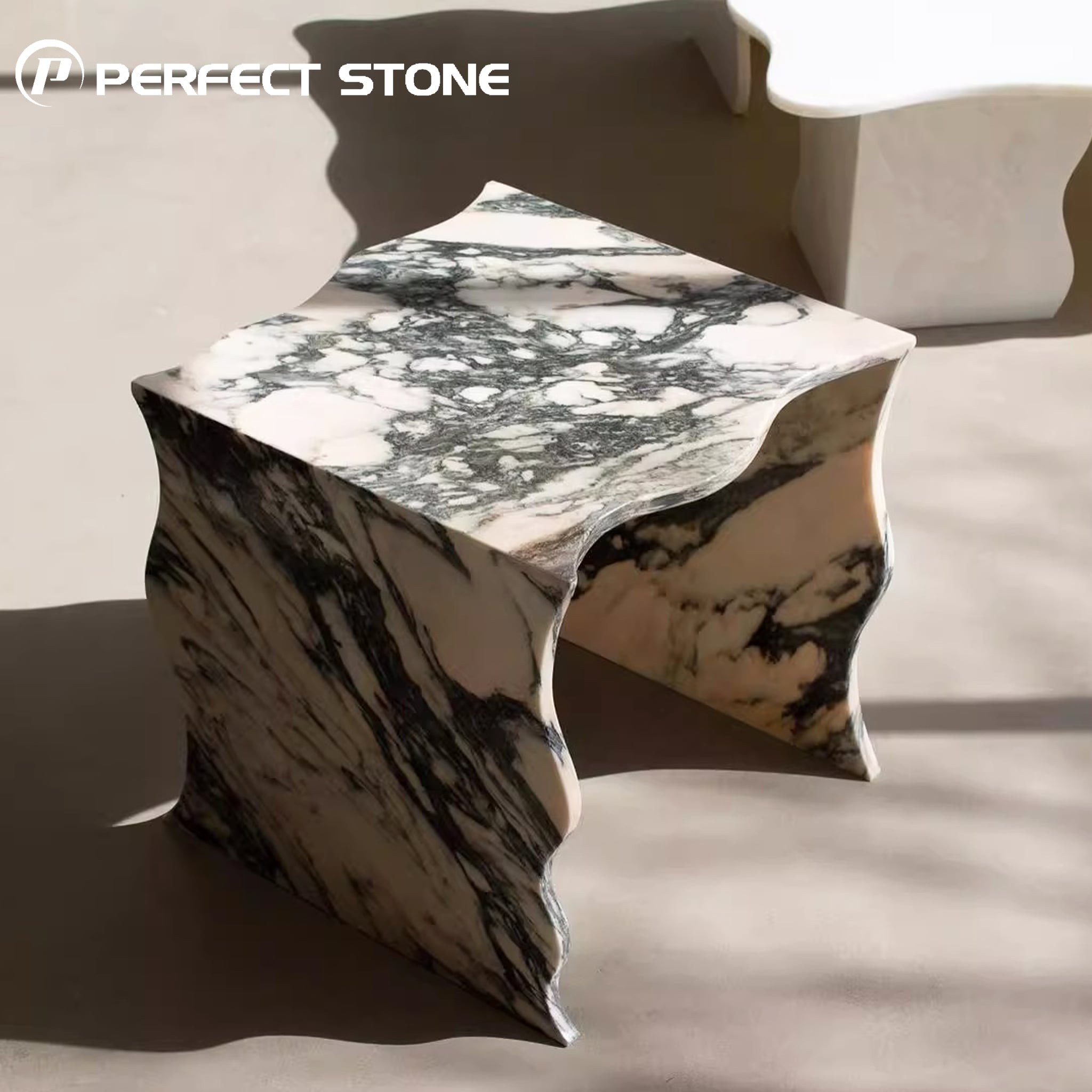 طاولة جانب السرير بالجملة من شركة PerfectStone المصنوعة من رخام كالاكاتا لمشاريع الفيلات والفنادق الراقية