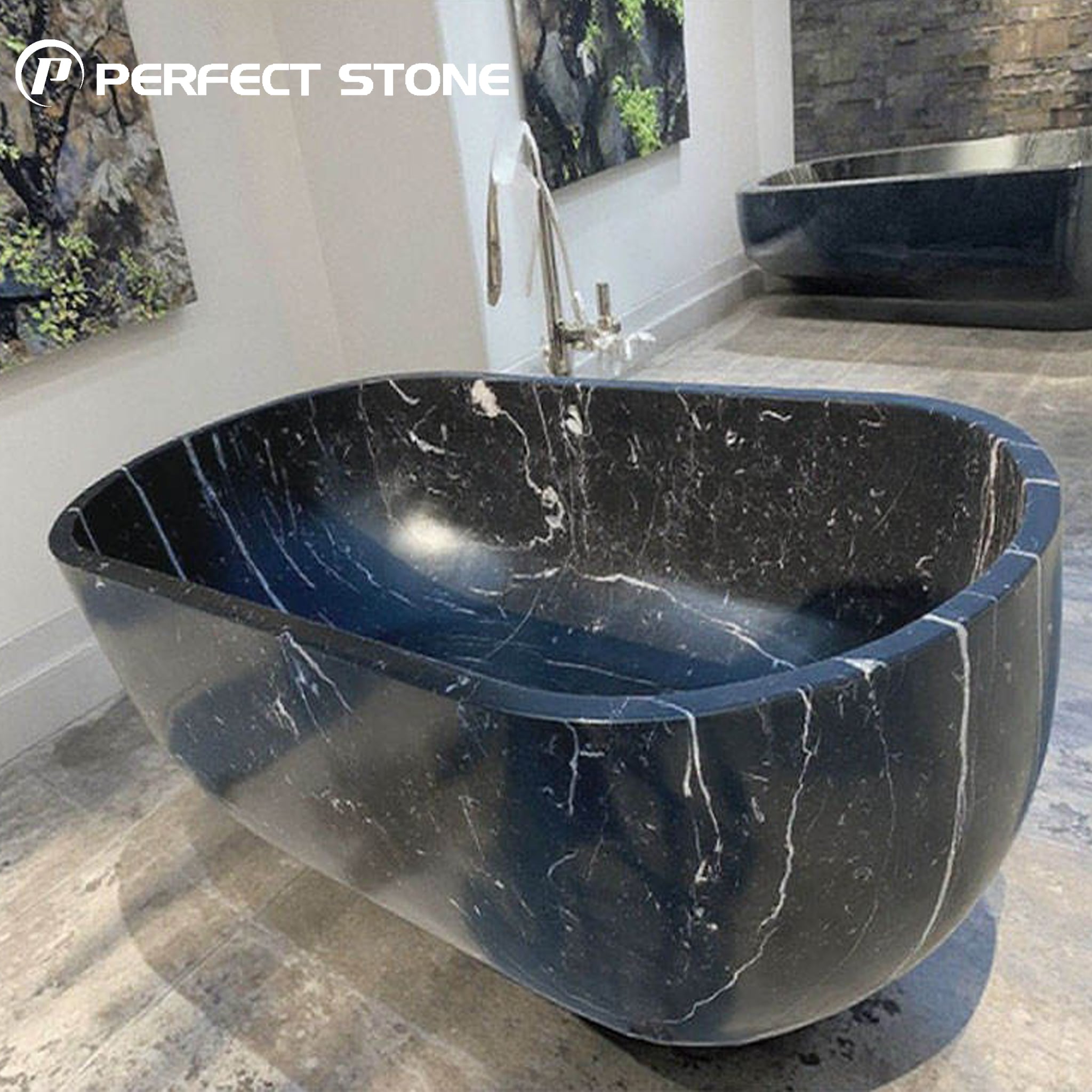 Cadă independentă și accesorii din marmură naturală Nero Marquina de la PerfectStone, pentru baia modernă de lux