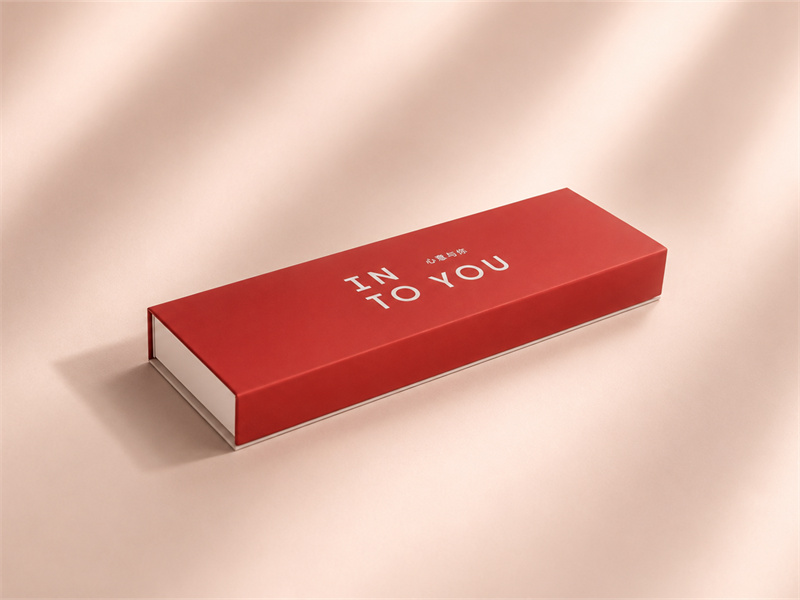 Custom Lip Gloss Gift Box Packaging with Magnetic Closure and EVA Insert
