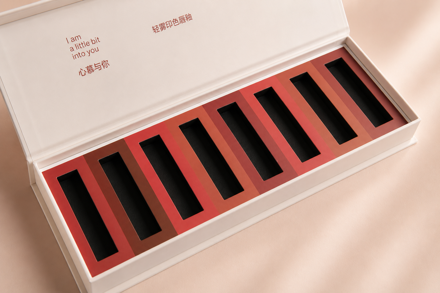 custom-lip-gloss-gift-box-eva-insert-detail.png