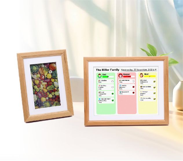 Full Color Ink Screen Digital Photo Frame: WIFI Networking + Real-time Push + Long Standby Time