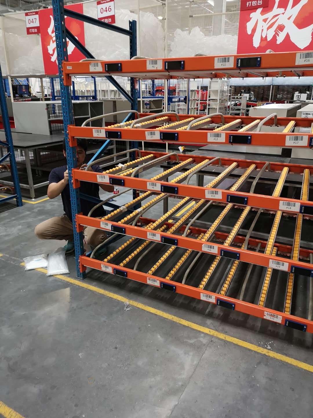 How PTL Warehouse Lighting Systems Achieve Zero-Error Picking Operations