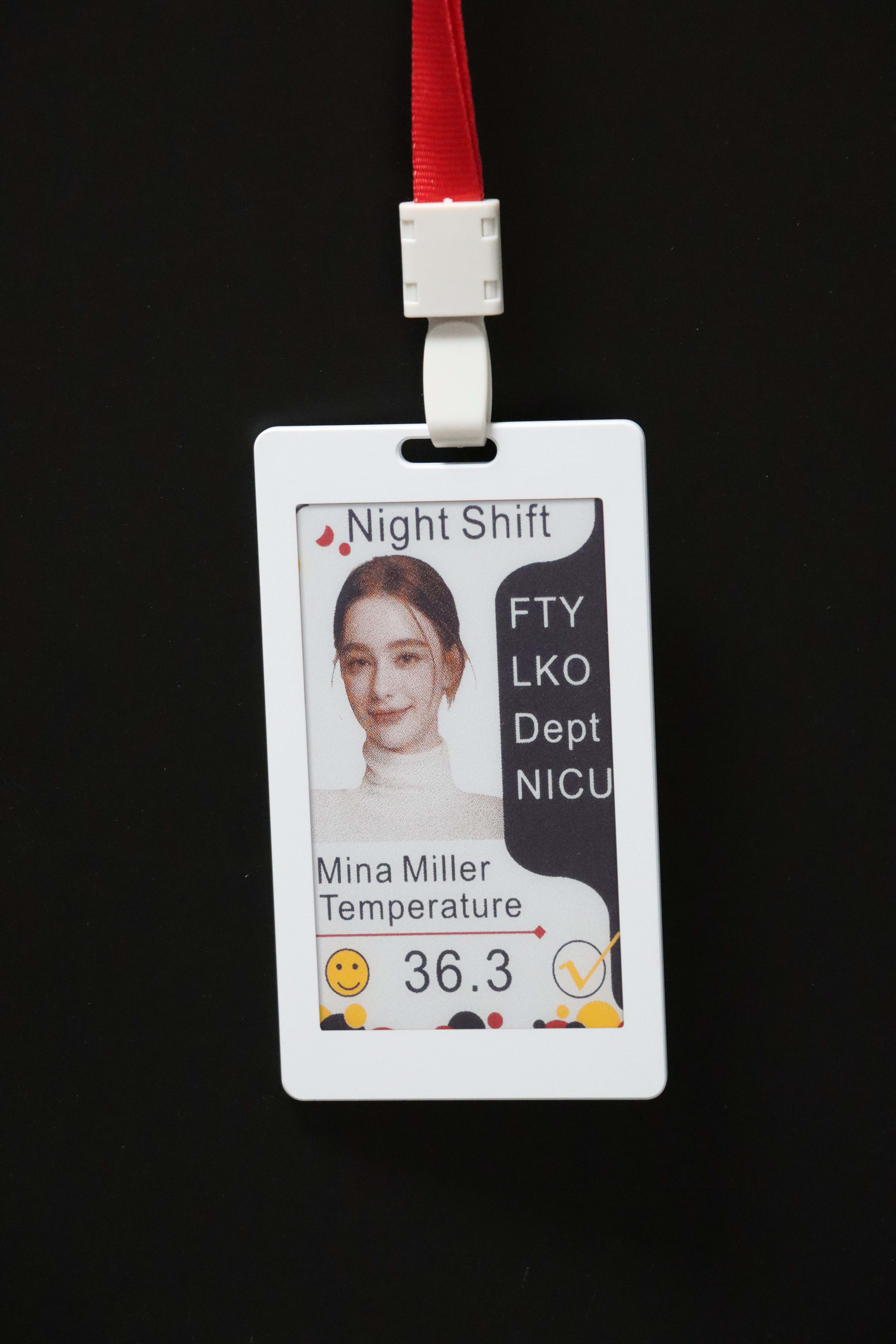 The 3.7-inch work badge redefines 