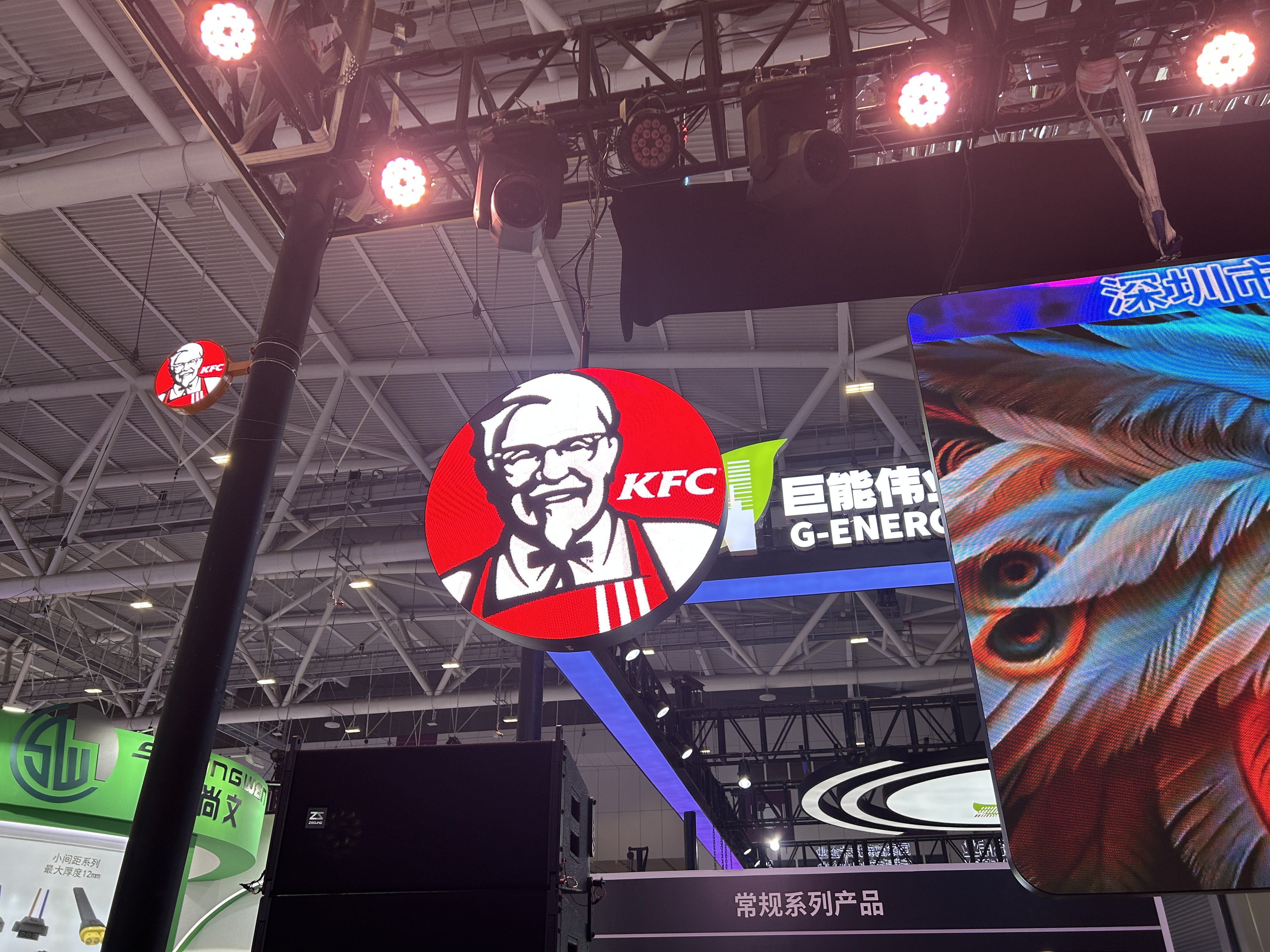 Flexible PCB vs. Standard PCB: Which Is the Best Choice for Circular LED Screens?