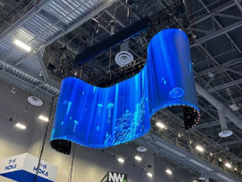 Suspended Curved LED Display Installation: Key Considerations for Safety and Performance