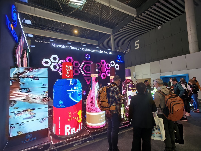 How Does a Can-Shaped LED Screen Work?