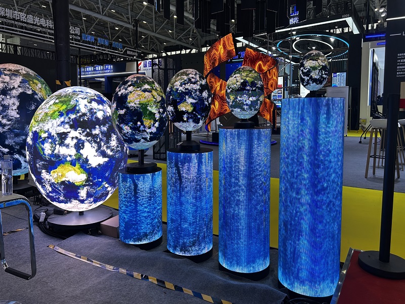 Why Cylindrical LED Displays Lose Signal and How to Fix It