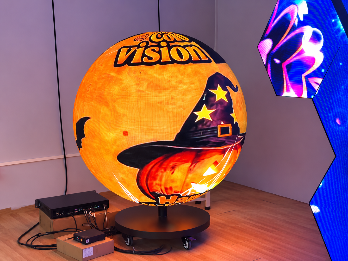 Netherlands Indoor P1.5 Sphere LED Screen Project