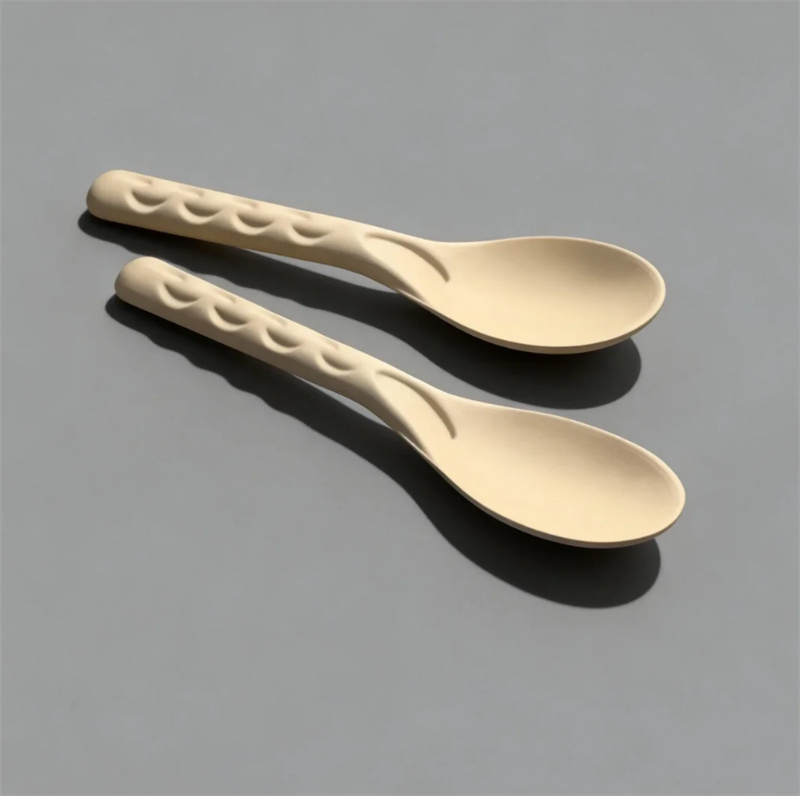 100% Compostable Wet-Pressed Molded Fiber Spoon