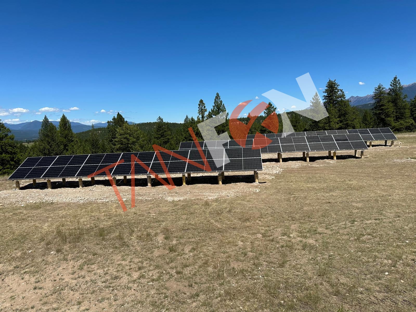 sistema solar híbrido trifásico de 35 kW para una granja en Papúa Nueva Guinea