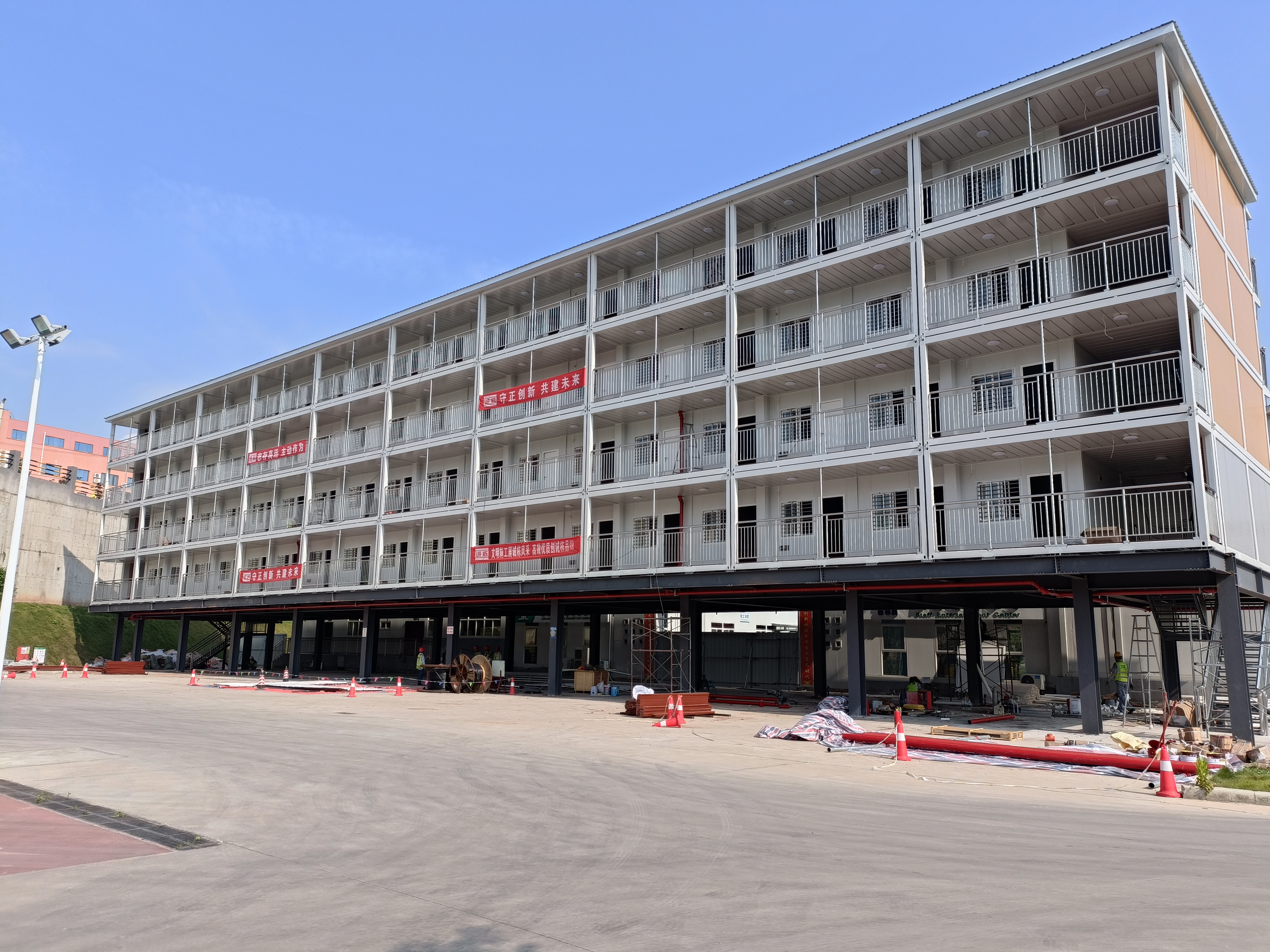 Where to Source Quality Materials for Modular Apartment Construction