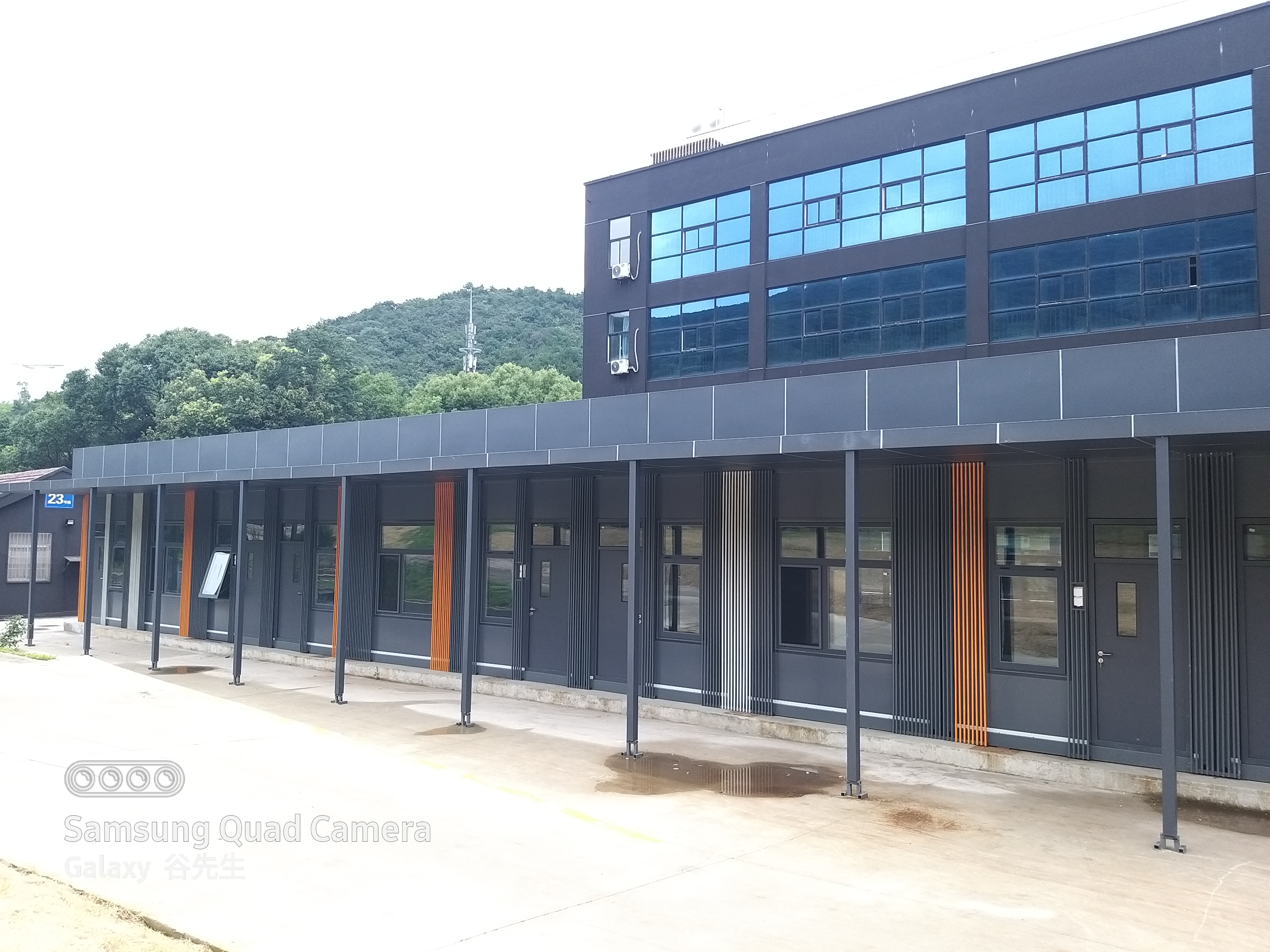 What Common Issues Do Buyers Face When Selecting Portable School Options?