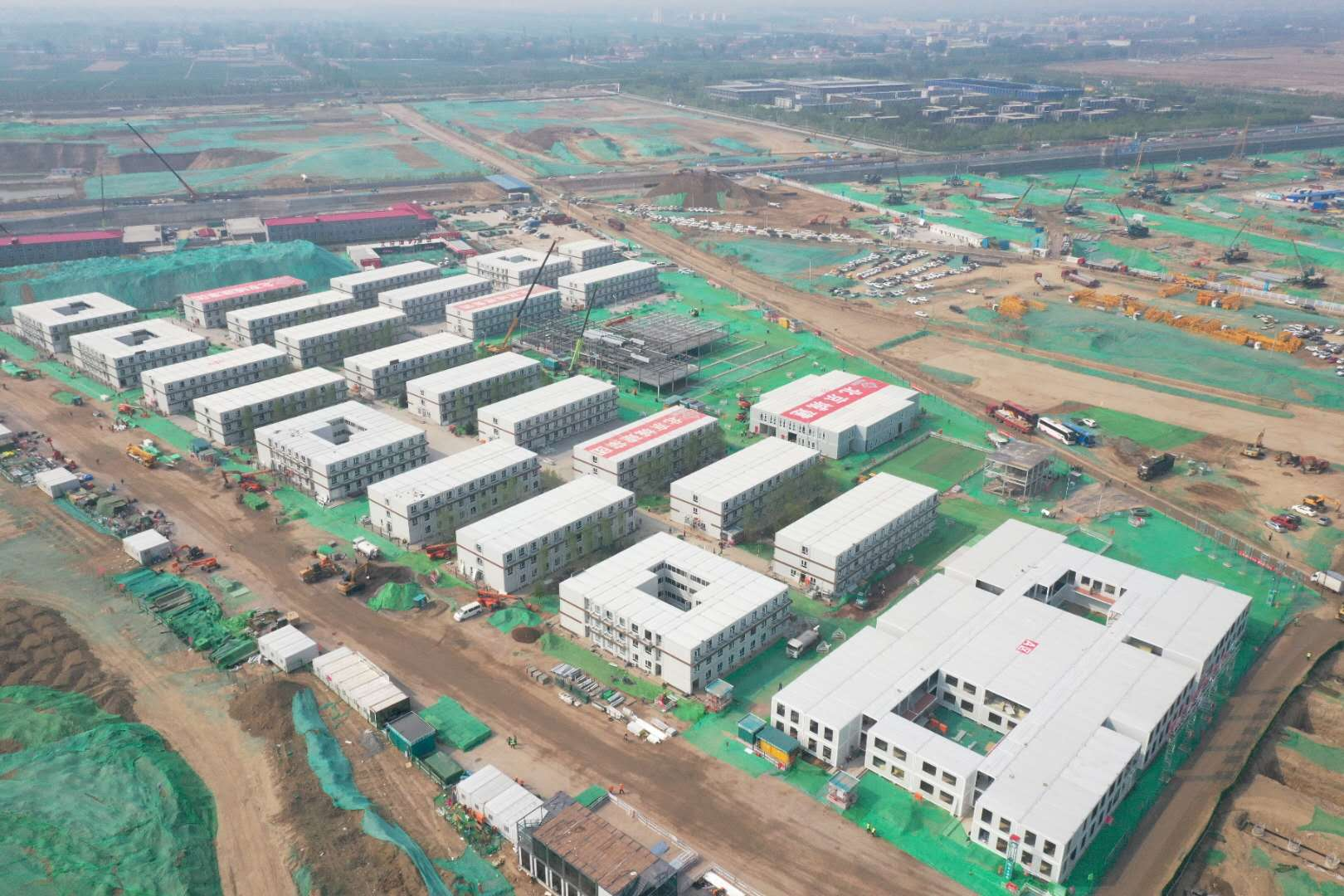 What Makes Prefab Offices the Ideal Solution for Your Business?