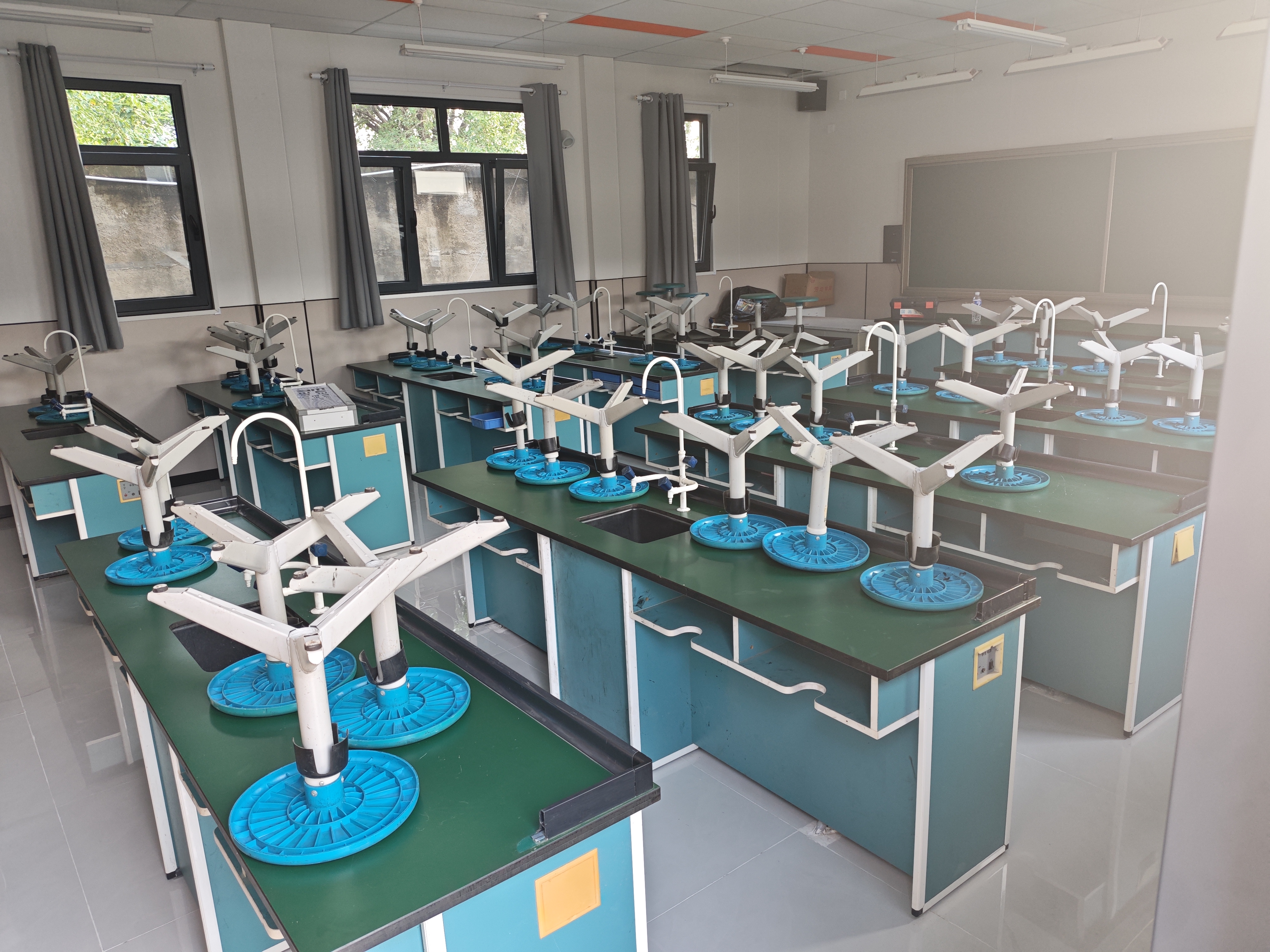 What to Consider When Purchasing Portable Classrooms for Schools?